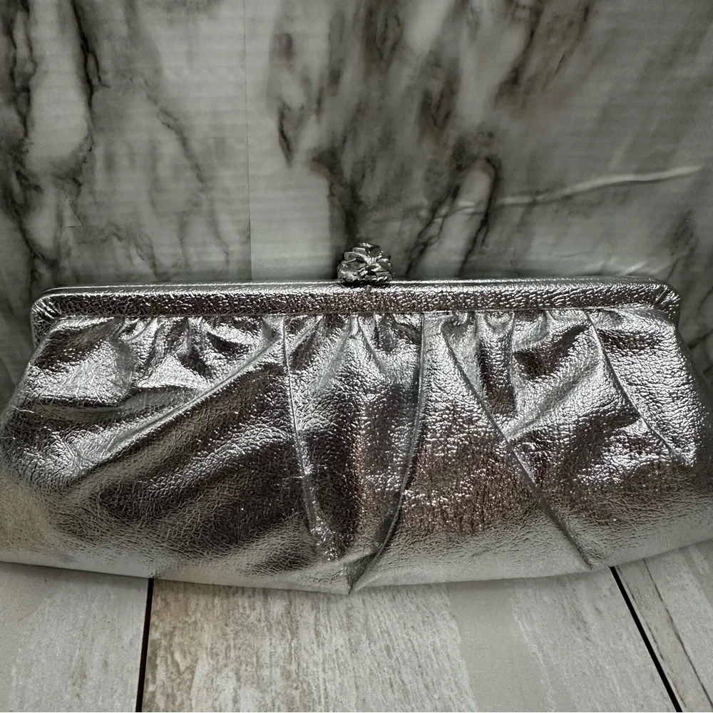 Vintage Silver Leather Kiss Lock Micro Clutch Party Event Evening Christmas NYE